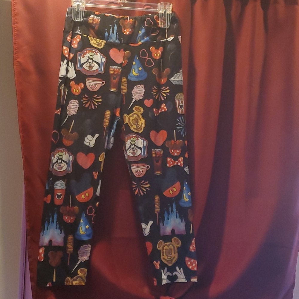 Last chance Disney Capris